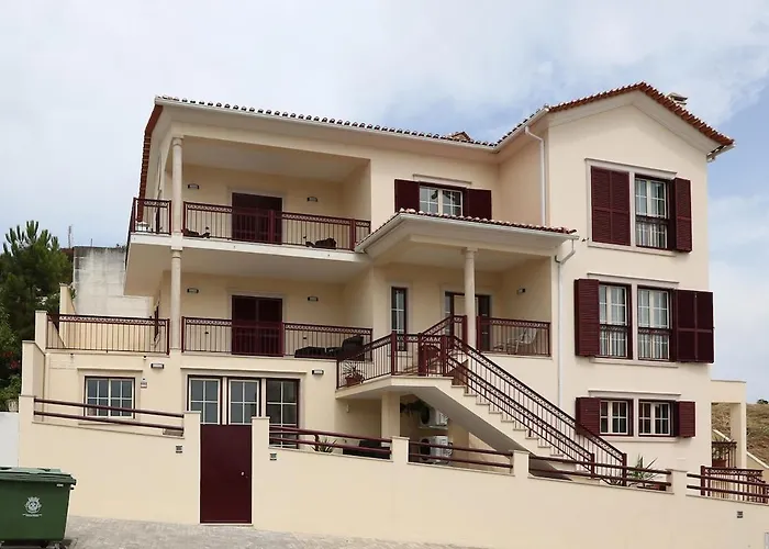 T1 - Sea View By Nazpina Apartment