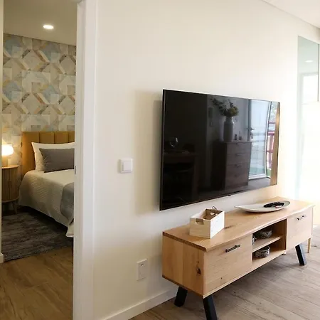 T1 - Sea View By Nazpina *